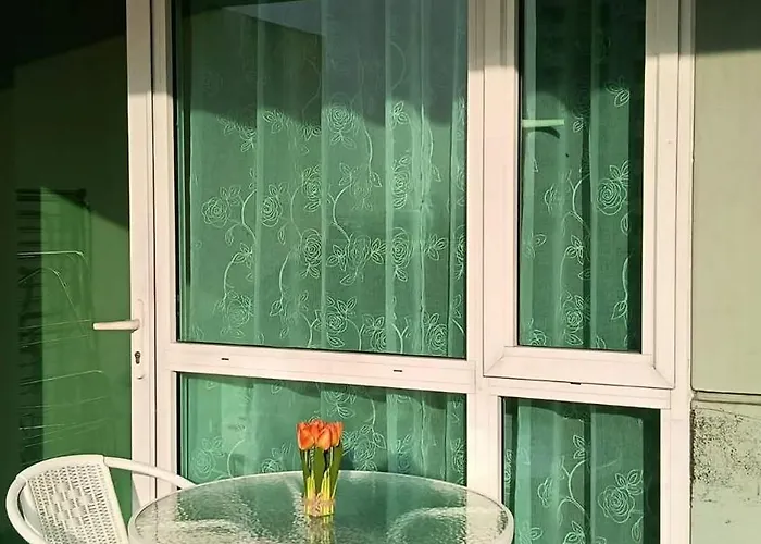 公寓式飯店 Cozy 1-bedroom With Balcony In Makati 马尼拉