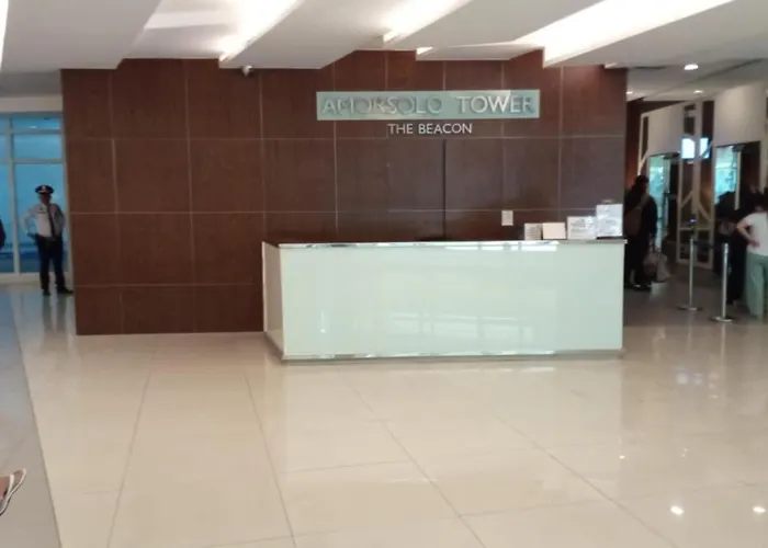 Cozy 1-bedroom With Balcony In Makati *
